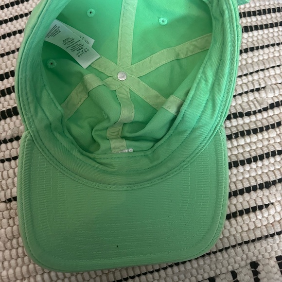 Hat - Picture 4 of 9